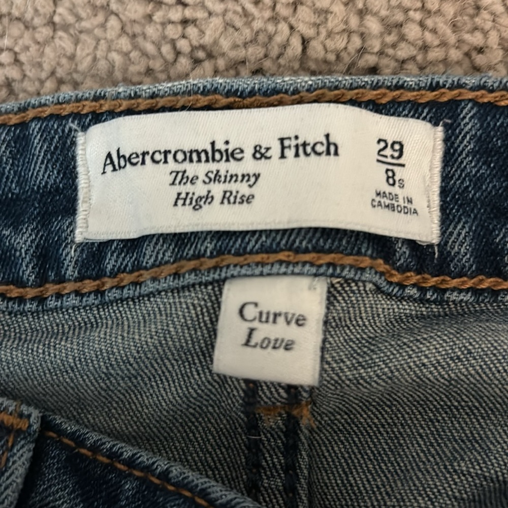 Abercrombie jeans - Picture 2 of 4